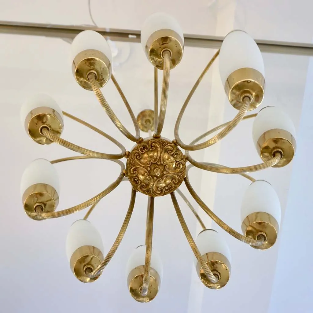 1950s Italian Vintage Stilnovo Style White Glass 10-light Brass Chandelier