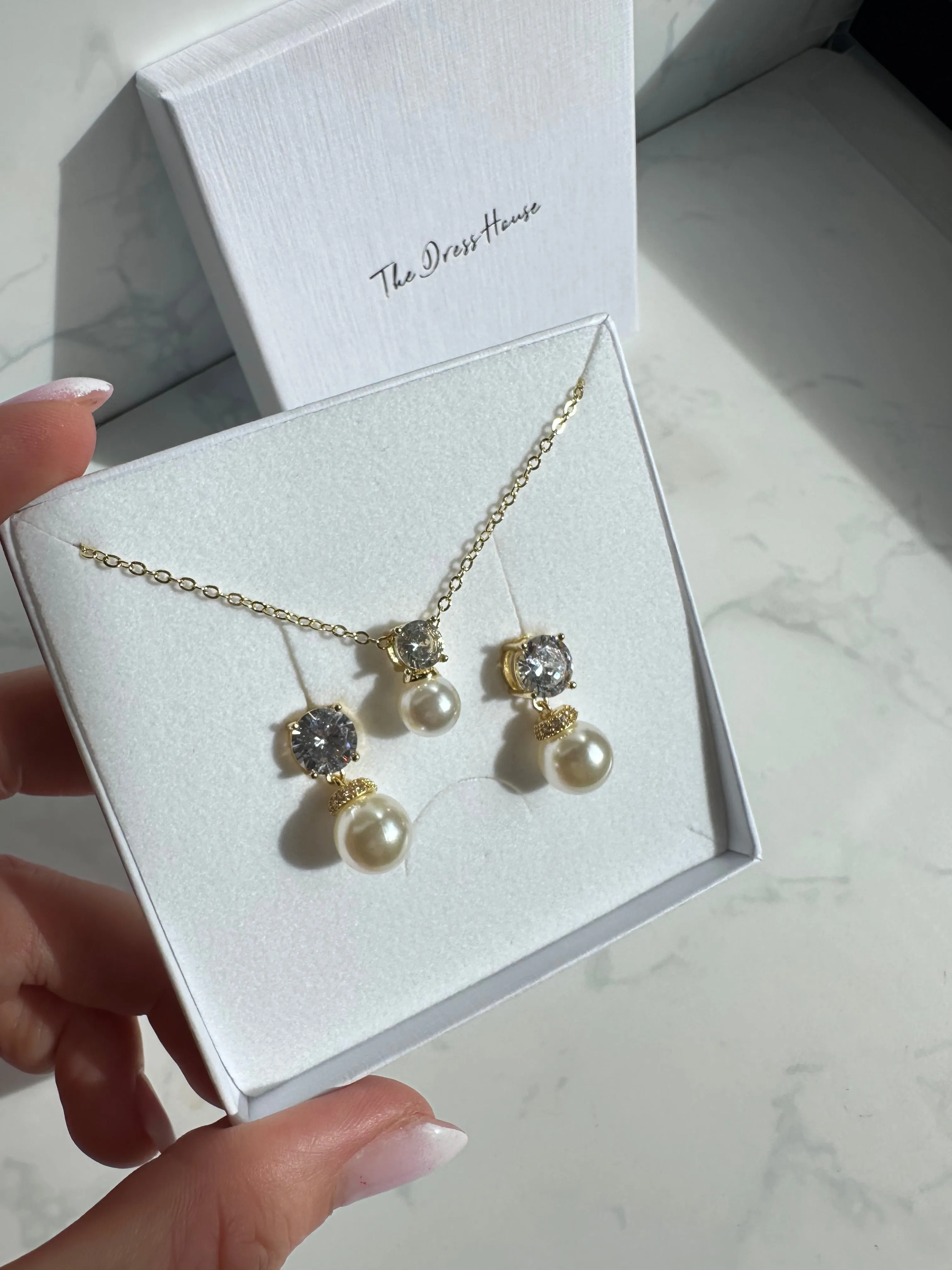 Alice Anya - Gold Pearl Necklace Earring Set