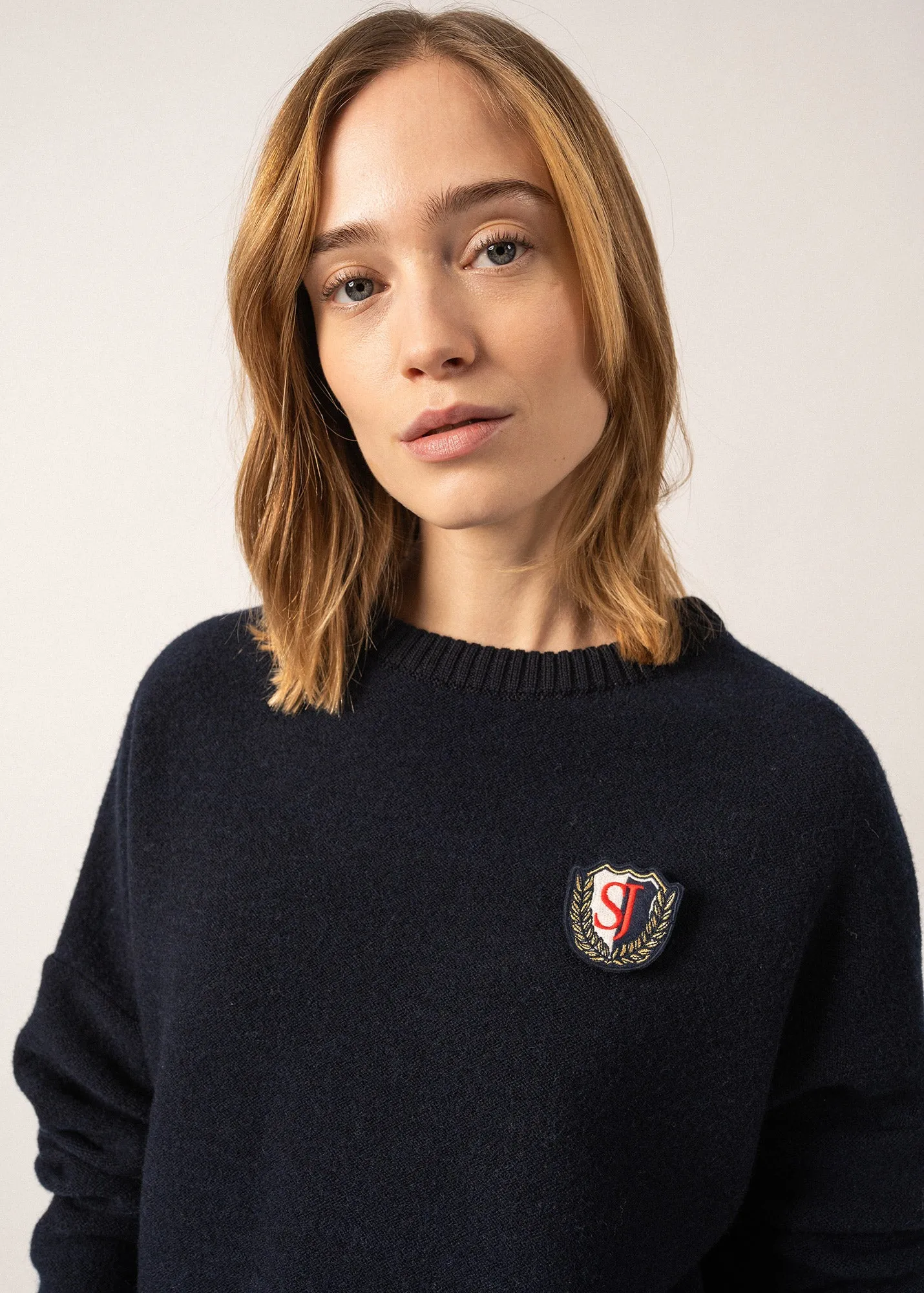 Campus Brooch - with SAINT JAMES badge (NAVY/TULIPE)