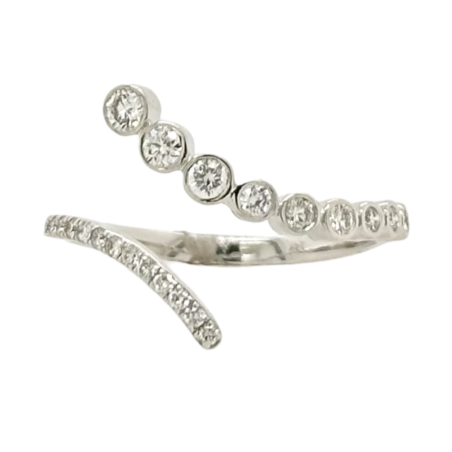 DIAMOND SPIRAL RING