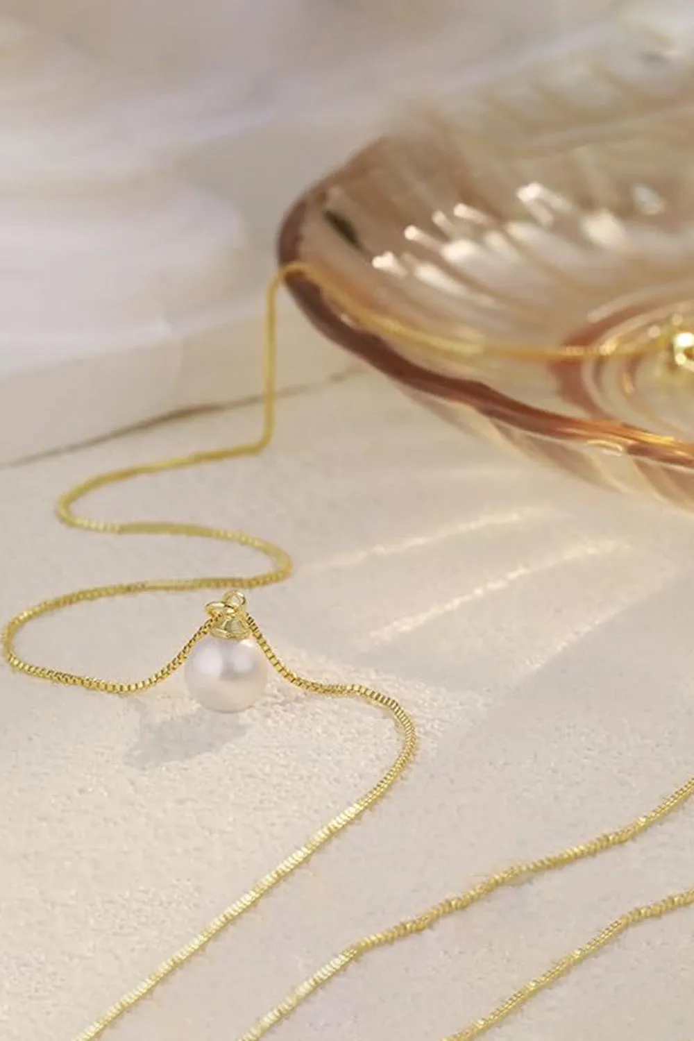 Gold Pearl Pendant Necklace