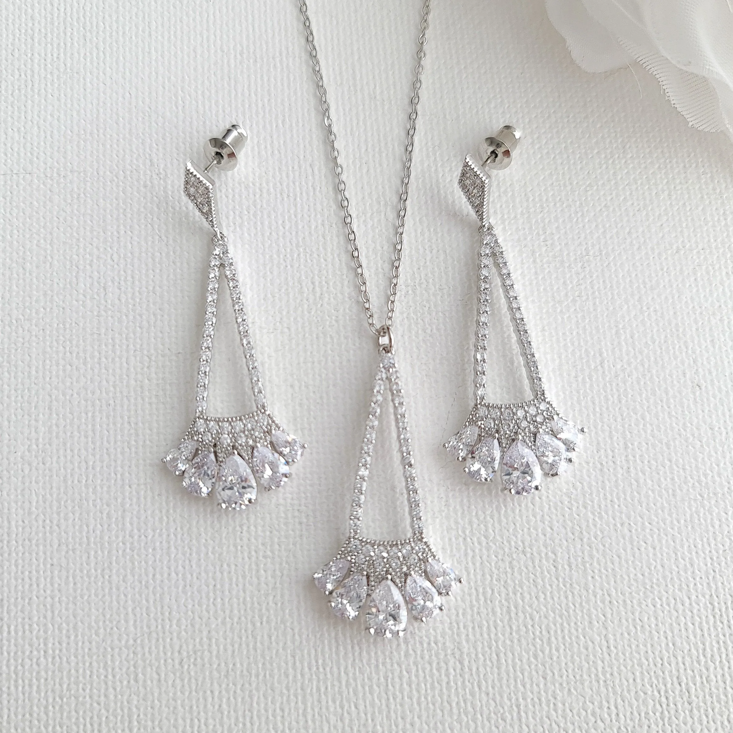 Long Triangle Earrings Silver- Sydney