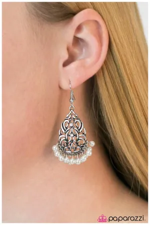 Paparazzi Earring ~ A Night In Tunisia - White