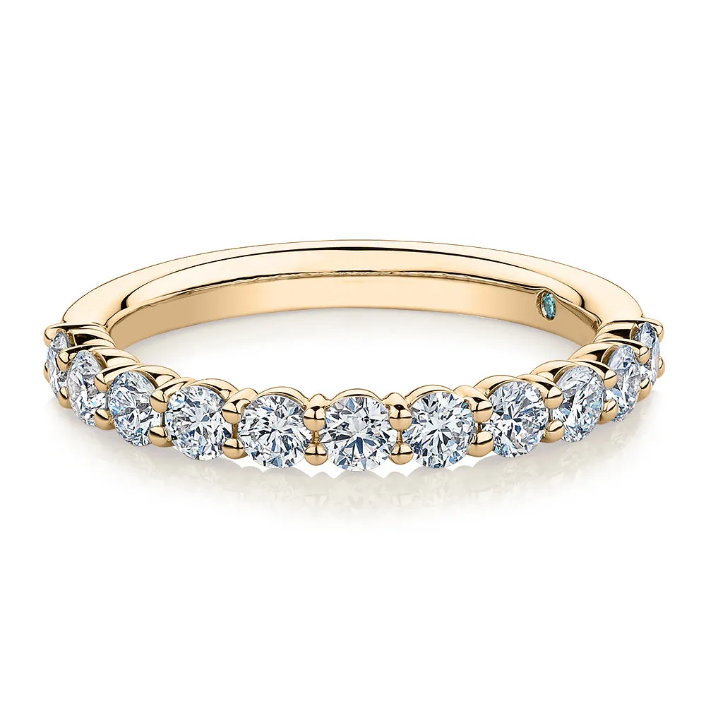 Premium Laboratory Created Diamond, 0.90 carat TW round brilliant wedding or eternity band in 18 carat yellow gold