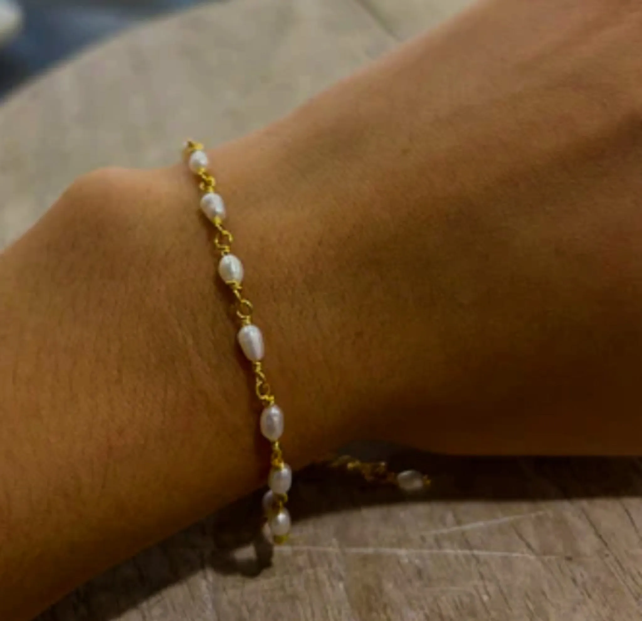 Seaside Bliss Pearl Bracelet Gold