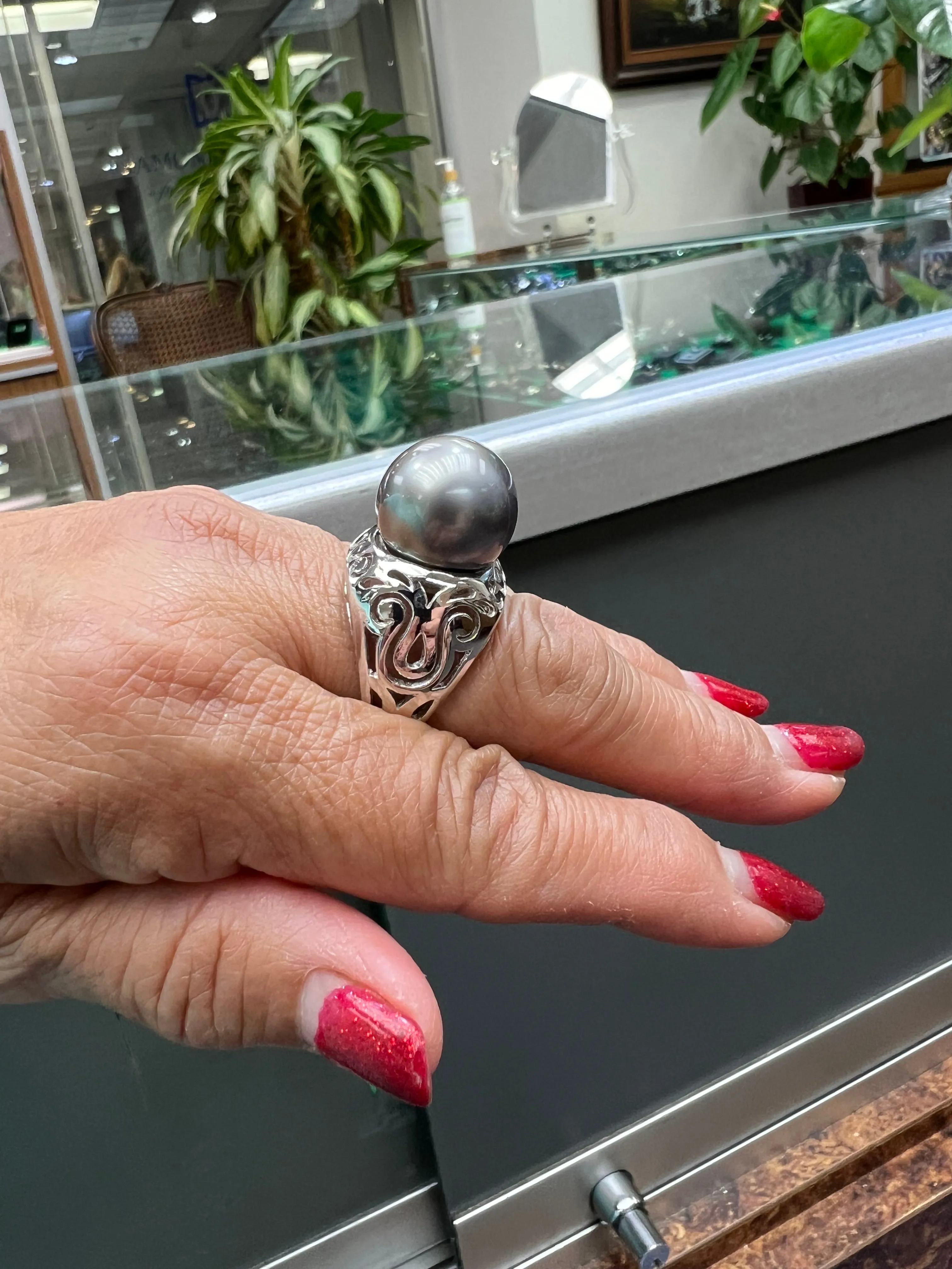 Silver Grey 15.75mm Tahitian Pearl White Gold Ring