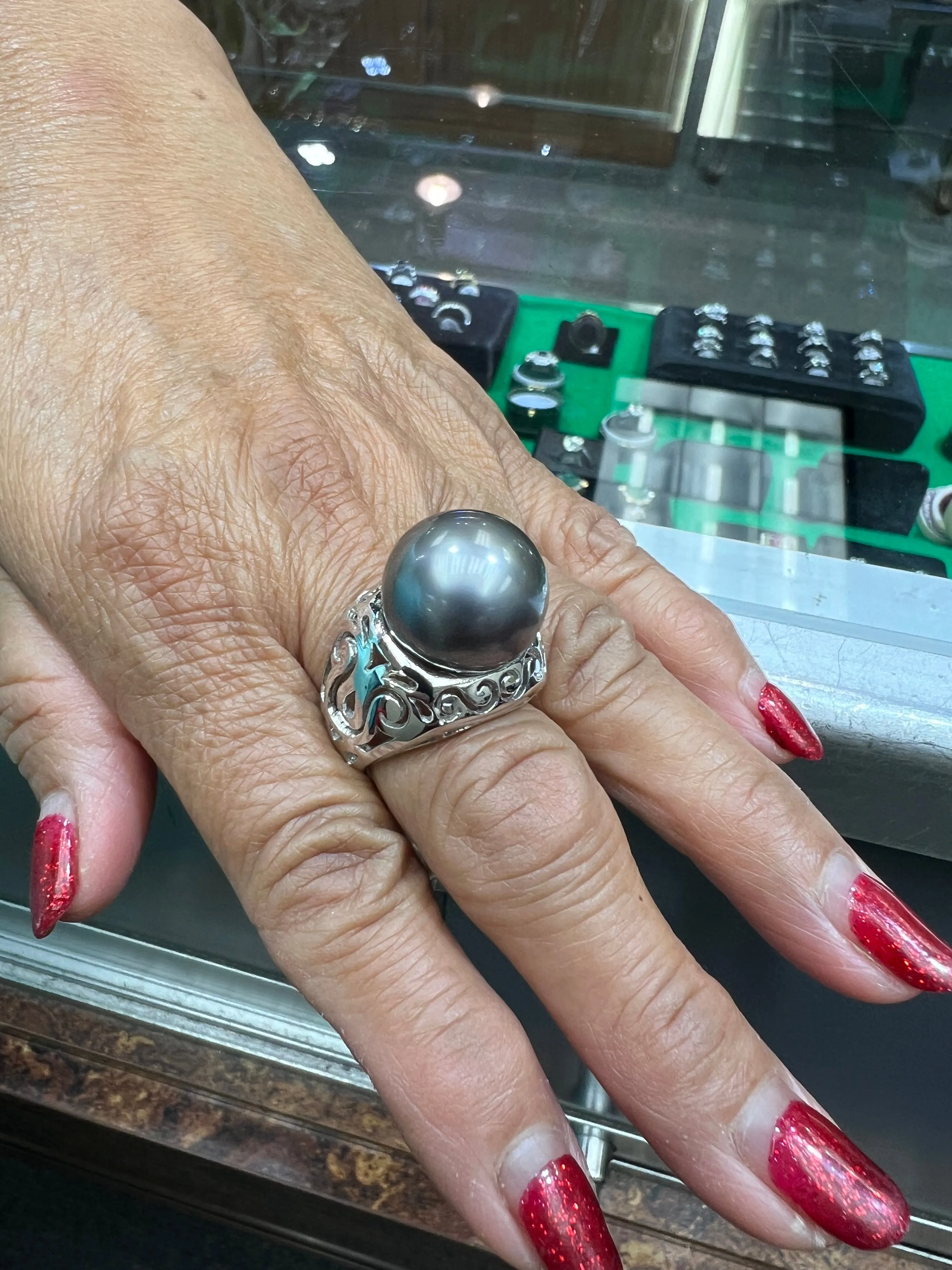 Silver Grey 15.75mm Tahitian Pearl White Gold Ring