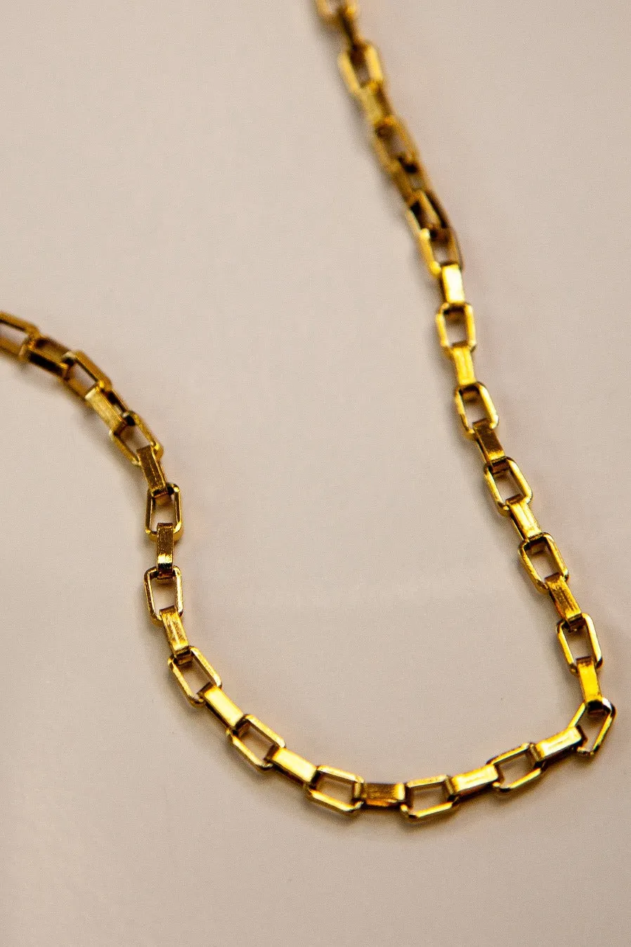 Staple Chain